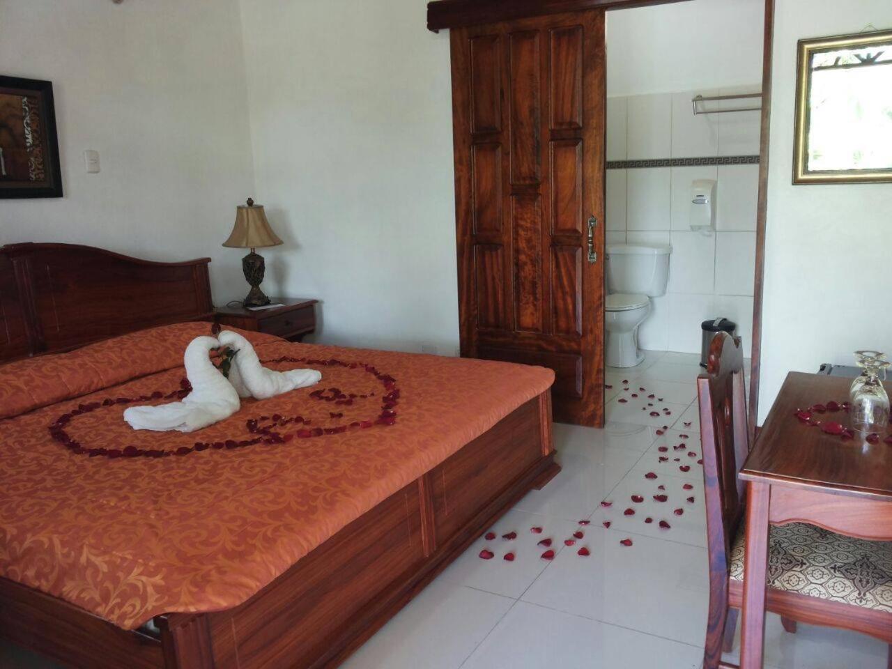 Hotel Los Higuerones Paso Canoas Dış mekan fotoğraf